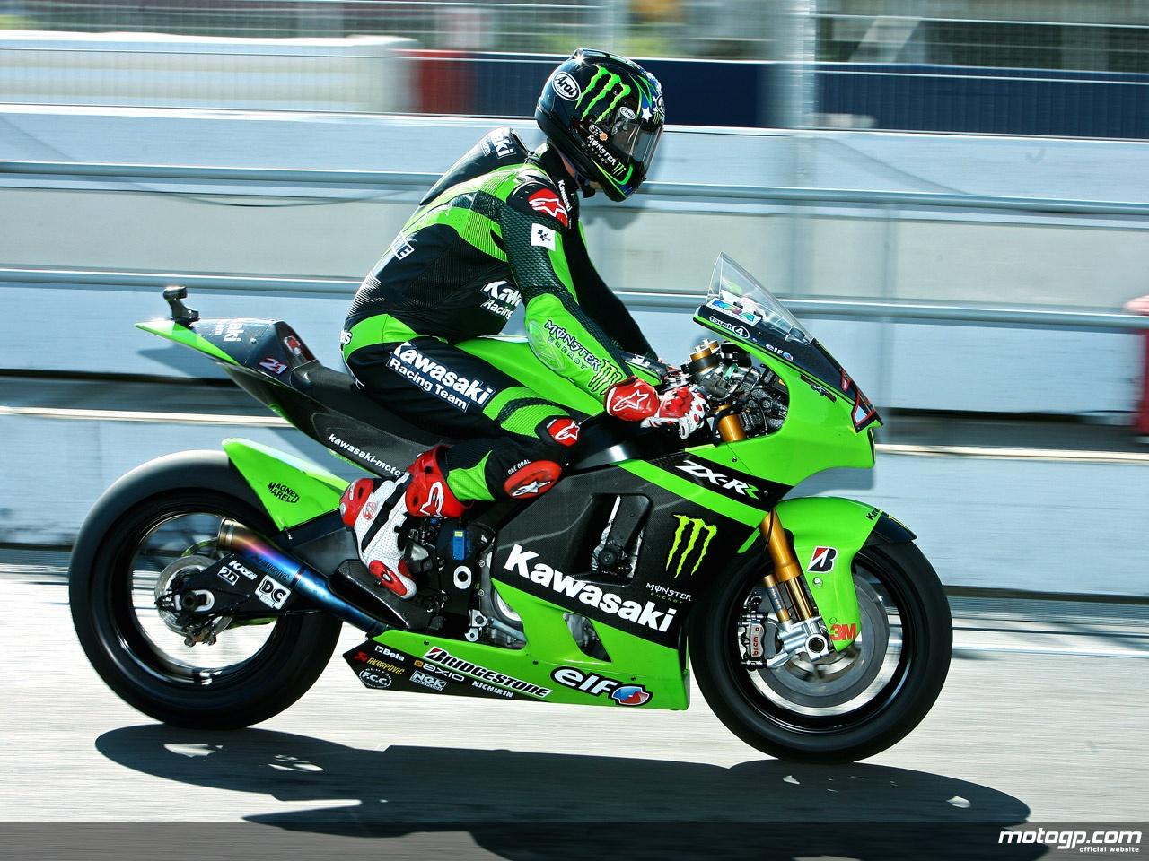 John Hopkinscinta Sejati Tim MotoGP Suzuki Desain Modifikasi